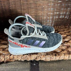 Adidas Boys Gray White Lace-Up Running‎ Sneaker Shoe Size 6.5